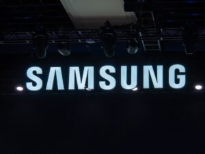 Samsung sold the most 5G Android phones in February, the report says