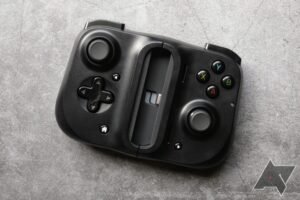 Gamevice's latest Android controller is a rebranded Razer Kishi with a much lower price